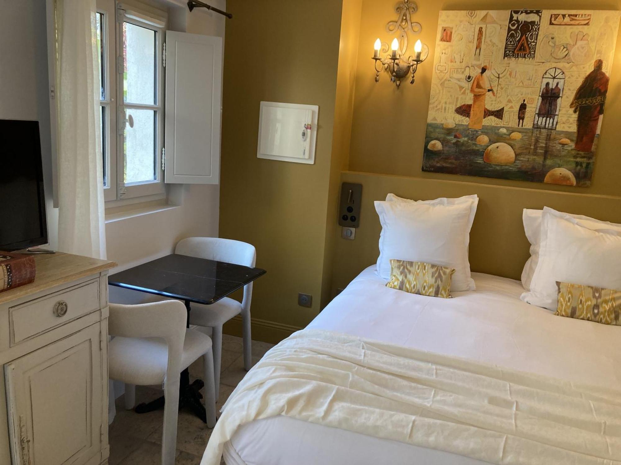 La Maison Des Augustins 4 Stars Spa Et Fitness Avignon Kamer foto