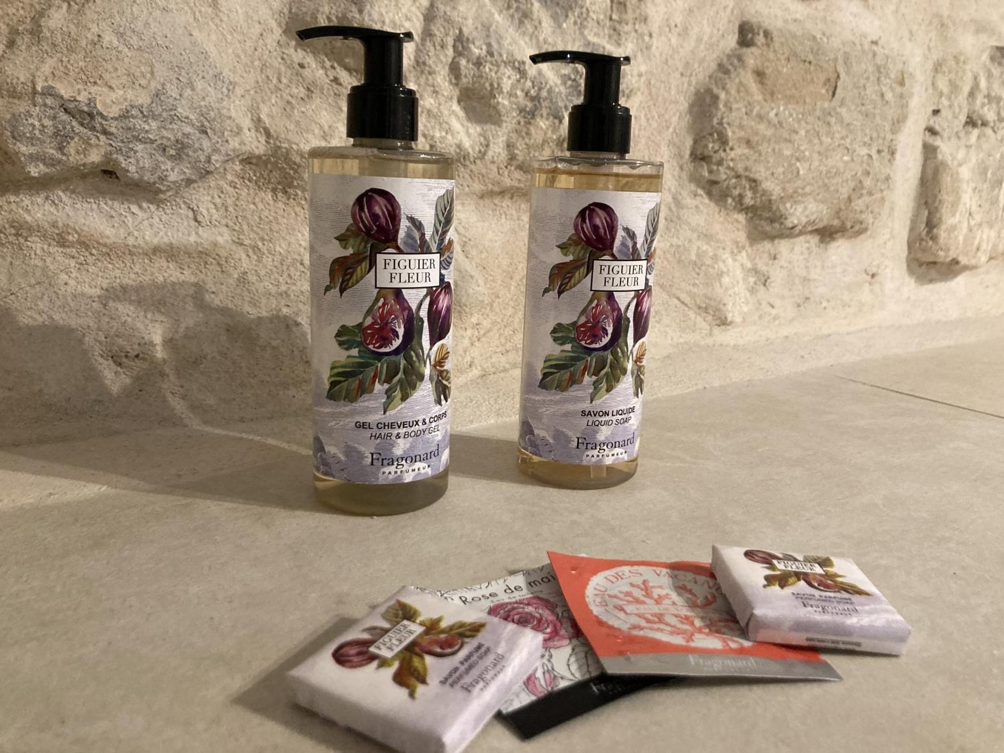 La Maison Des Augustins 4 Stars Spa Et Fitness Avignon Kamer foto