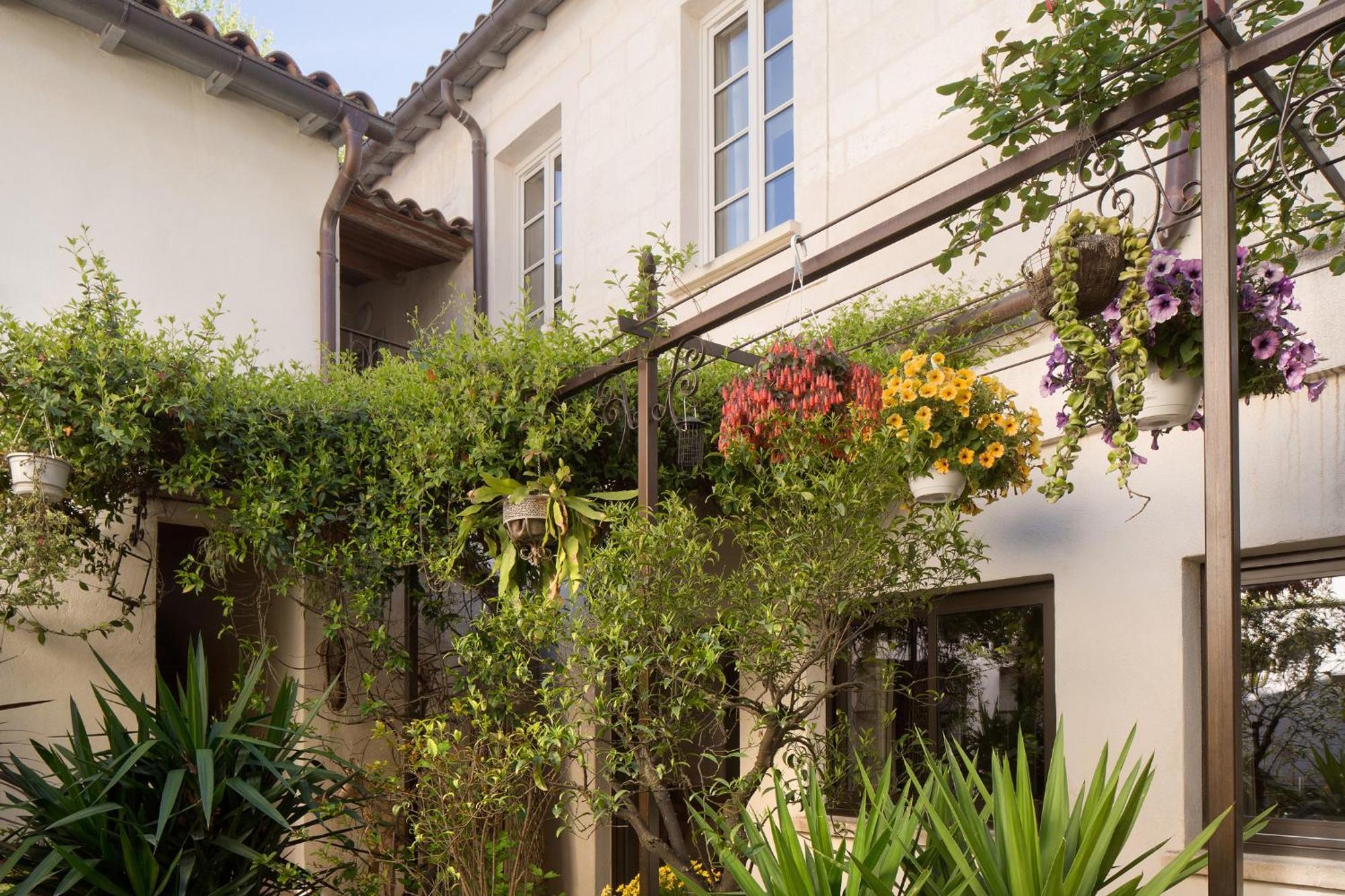 La Maison Des Augustins 4 Stars Spa Et Fitness Avignon Buitenkant foto