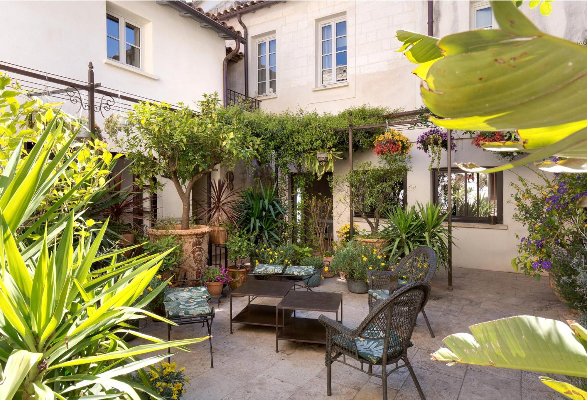La Maison Des Augustins 4 Stars Spa Et Fitness Avignon Buitenkant foto