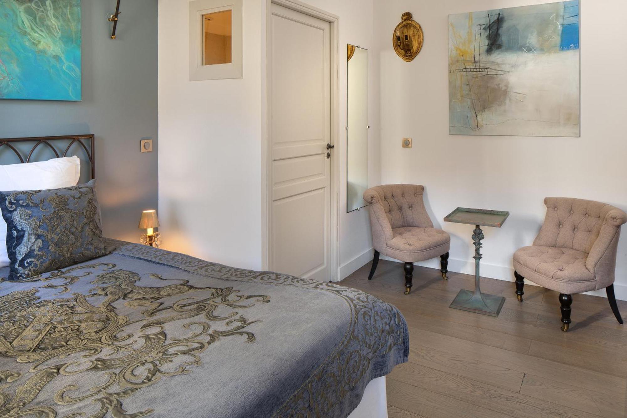 La Maison Des Augustins 4 Stars Spa Et Fitness Avignon Kamer foto