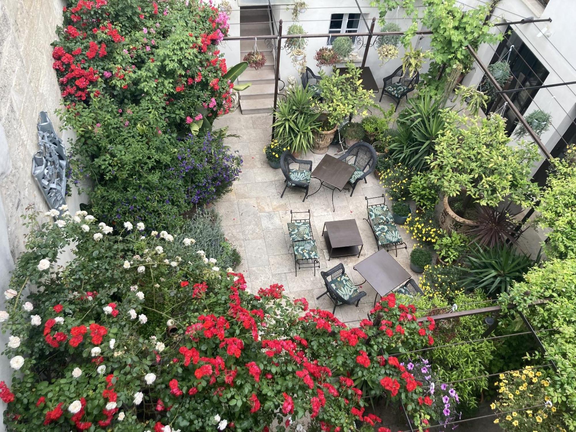 La Maison Des Augustins 4 Stars Spa Et Fitness Avignon Kamer foto